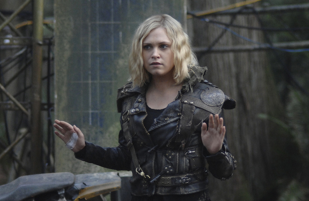 Clarke the 100 dead Clarke the 100 dead